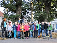 Gruppenfoto vorm Petrinum